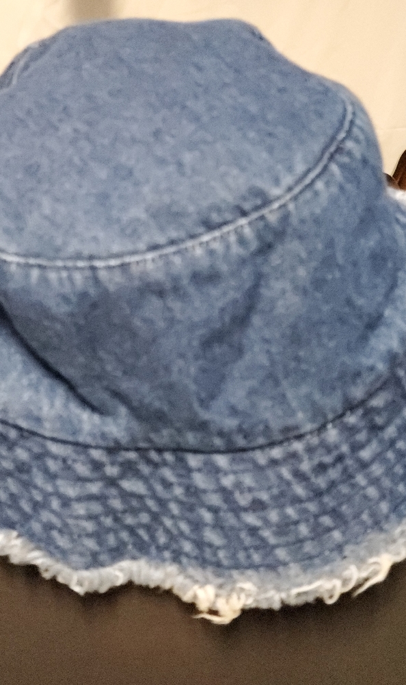 Jean hat - Picture 2 of 2